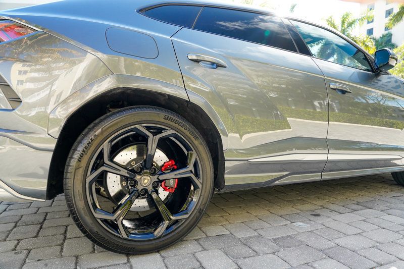 2019 Lamborghini Urus AWD - 22990901 - 29