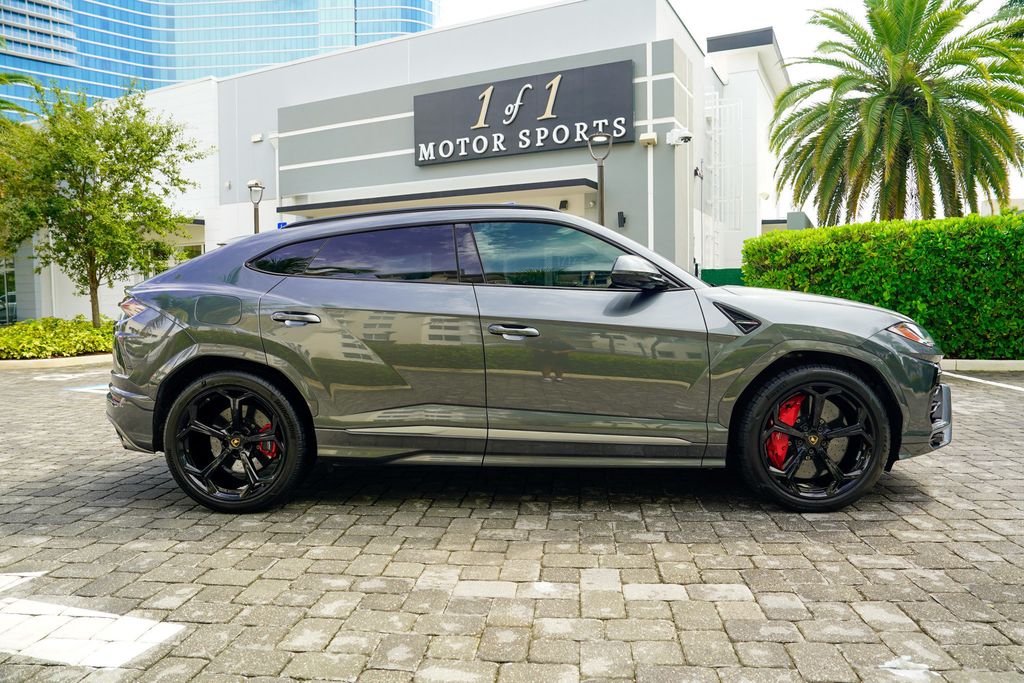 2019 Lamborghini Urus AWD - 22990901 - 31