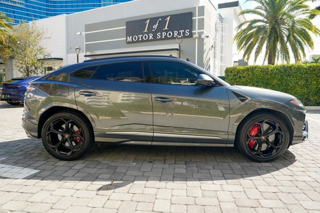 2019 Lamborghini Urus AWD - 22990901 - 32