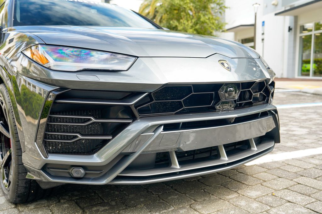 2019 Lamborghini Urus AWD - 22990901 - 38
