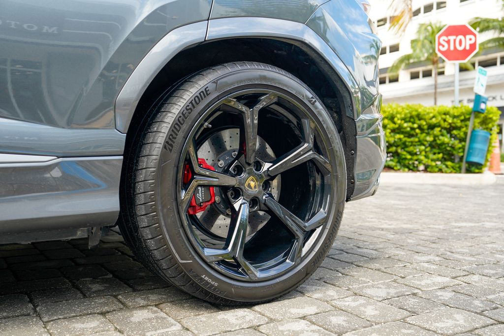 2019 Lamborghini Urus AWD - 22990901 - 42