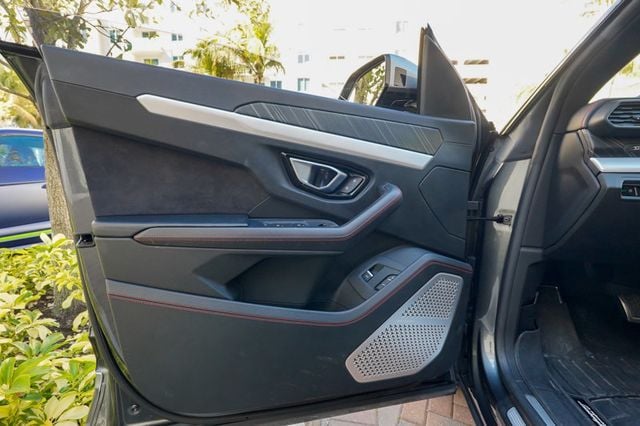 2019 Lamborghini Urus AWD - 22990901 - 49