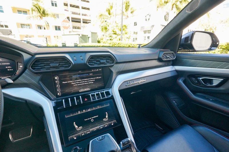 2019 Lamborghini Urus AWD - 22990901 - 59