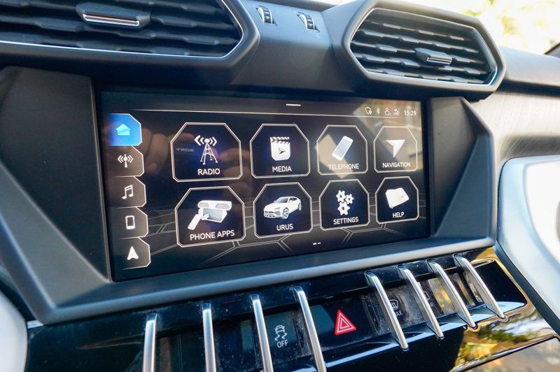 2019 Lamborghini Urus AWD - 22990901 - 63