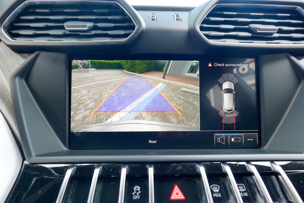 2019 Lamborghini Urus AWD - 22990901 - 66