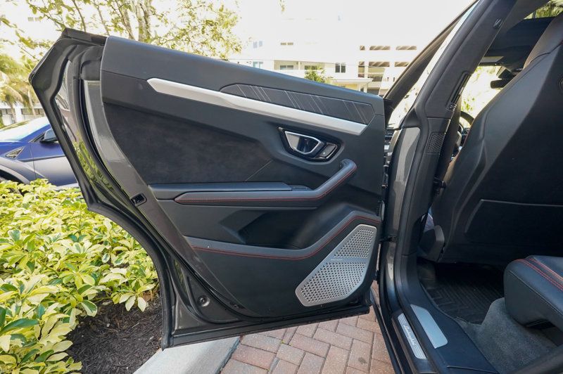 2019 Lamborghini Urus AWD - 22990901 - 70