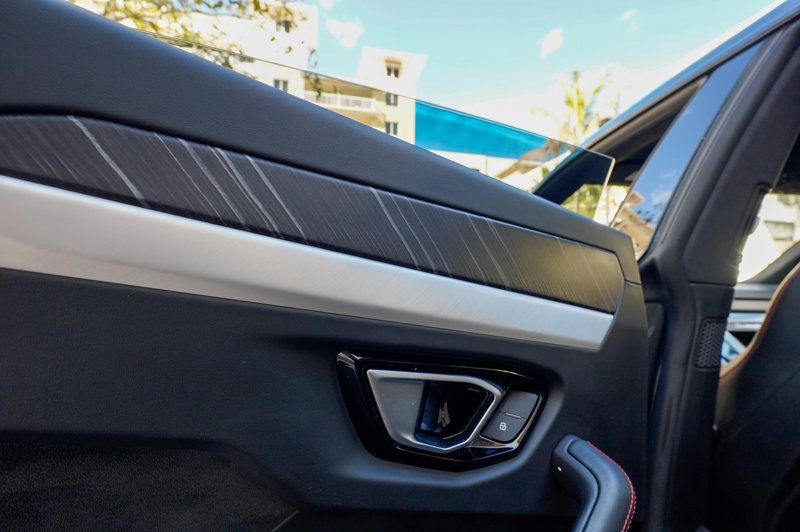 2019 Lamborghini Urus AWD - 22990901 - 72