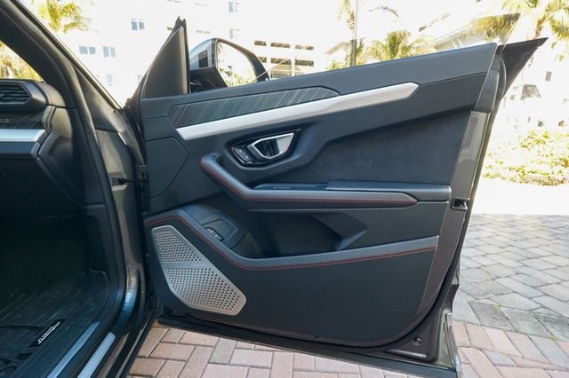 2019 Lamborghini Urus AWD - 22990901 - 79