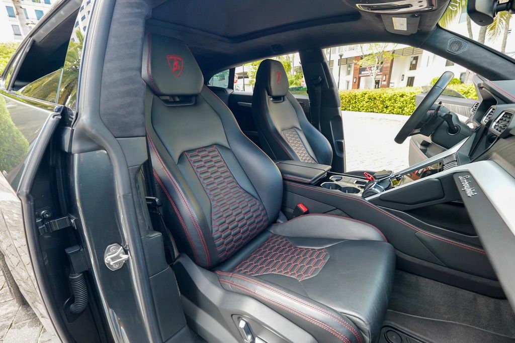 2019 Lamborghini Urus AWD - 22990901 - 81
