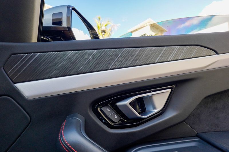 2019 Lamborghini Urus AWD - 22990901 - 81