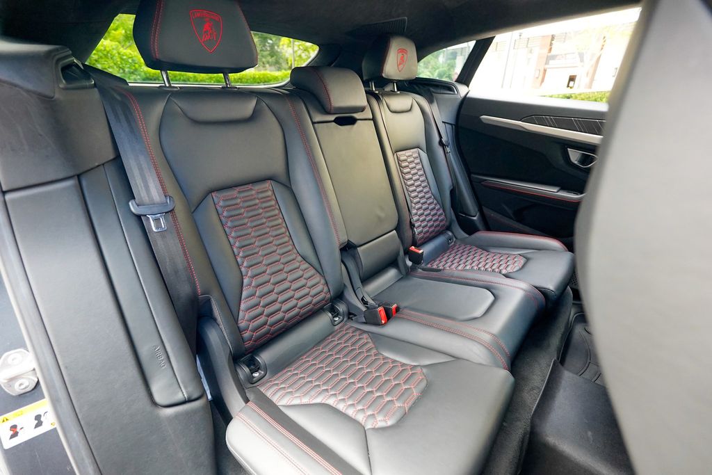 2019 Lamborghini Urus AWD - 22990901 - 91