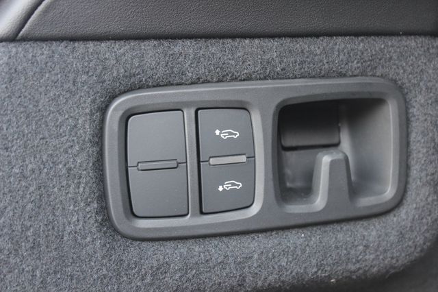 2019 Lamborghini Urus AWD - 22960204 - 37