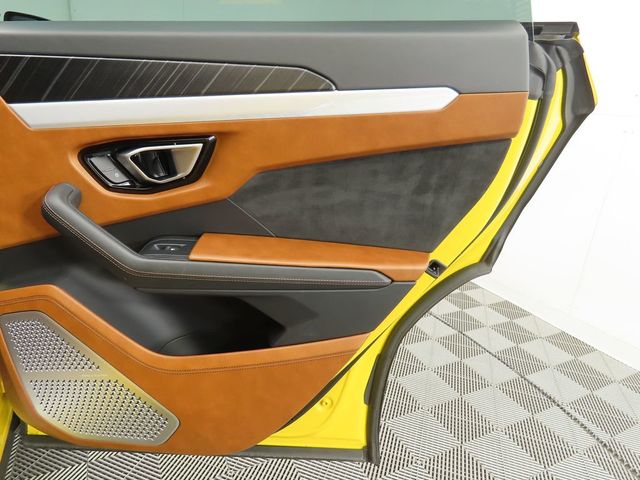 2019 Lamborghini Urus AWD - 22960416 - 26