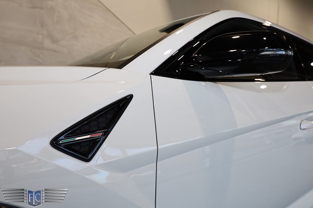2019 Lamborghini Urus AWD - 22881659 - 10