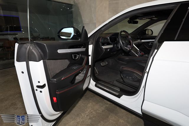 2019 Lamborghini Urus AWD - 22881659 - 13