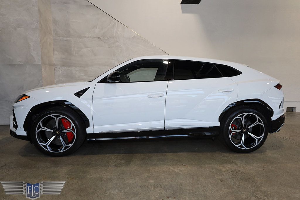 2019 Lamborghini Urus AWD - 22881659 - 1