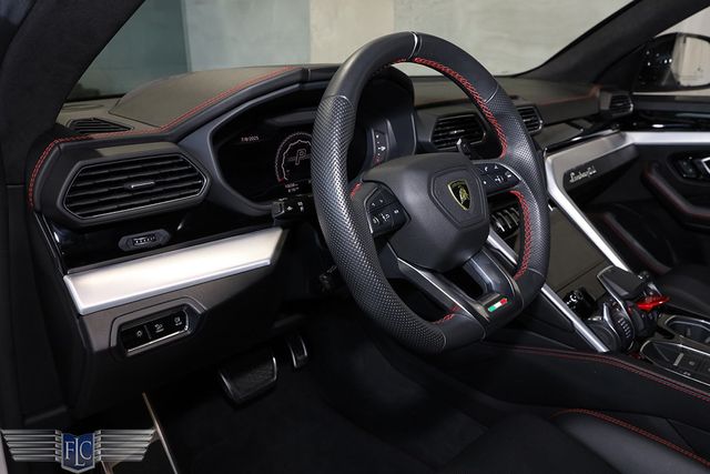 2019 Lamborghini Urus AWD - 22881659 - 23