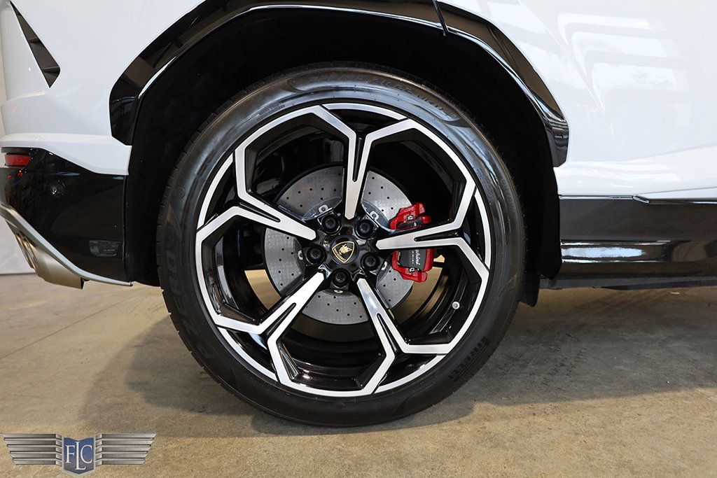 2019 Lamborghini Urus AWD - 22881659 - 38