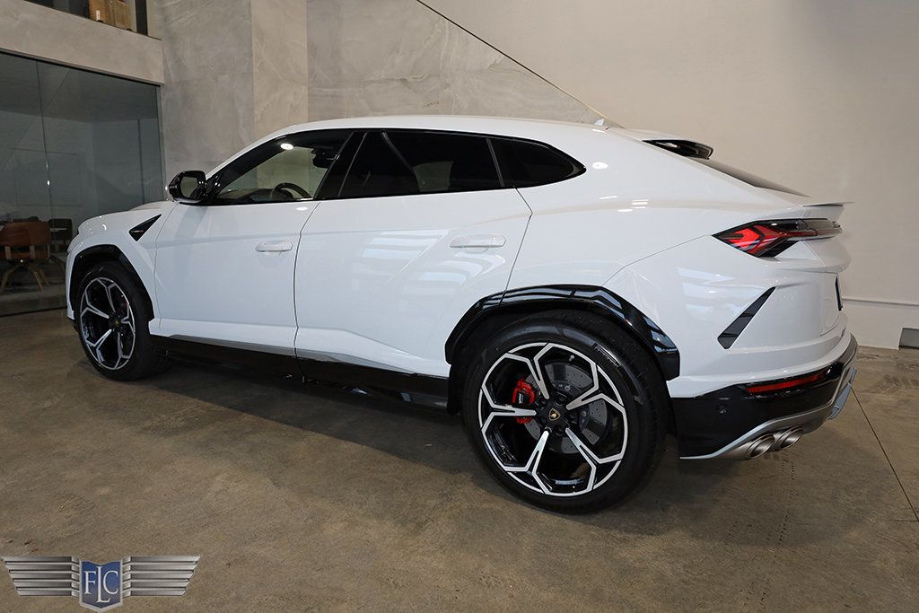 2019 Lamborghini Urus AWD - 22881659 - 4