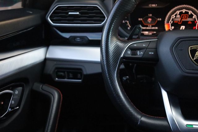 2019 Lamborghini Urus Base - 23064439 - 39