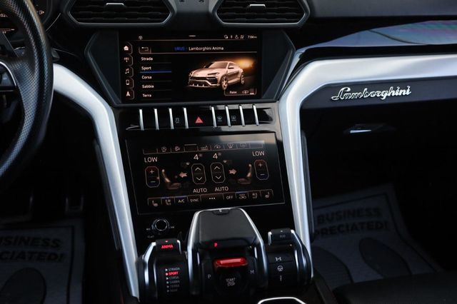 2019 Lamborghini Urus Base - 23064439 - 49