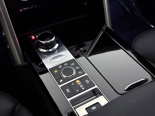 2019 Land Rover Discovery HSE - 22947339 - 32