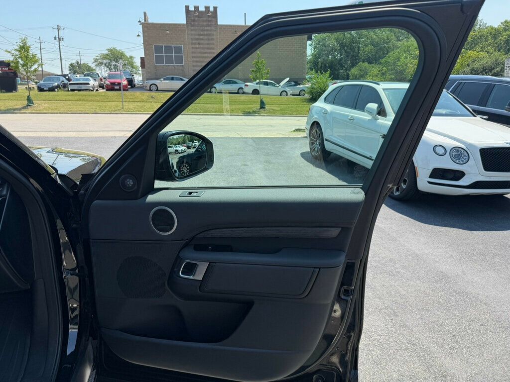 2019 Land Rover Discovery HSE V6 Supercharged - 22881068 - 23