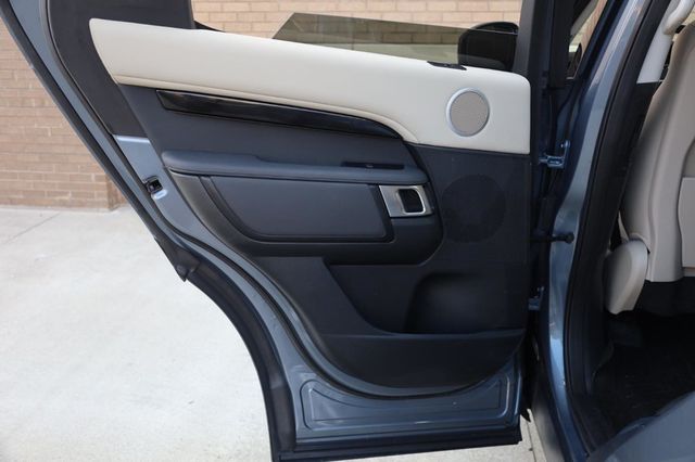 2019 Land Rover Discovery SE - 23047292 - 17