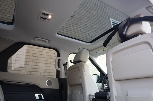 2019 Land Rover Discovery SE - 23047292 - 27
