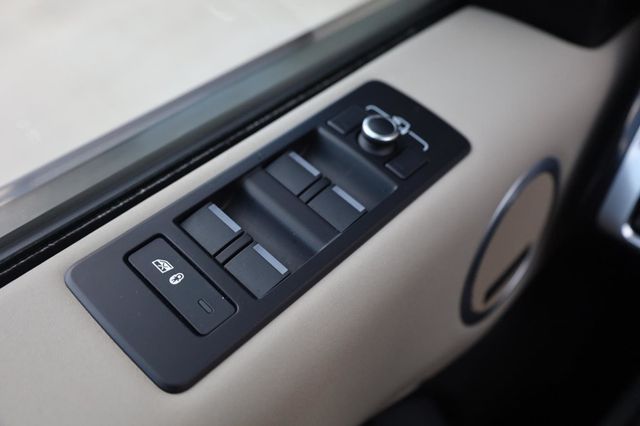 2019 Land Rover Discovery SE - 23047292 - 39
