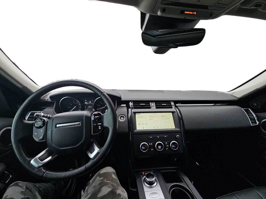 Land Rover Discovery photo 12