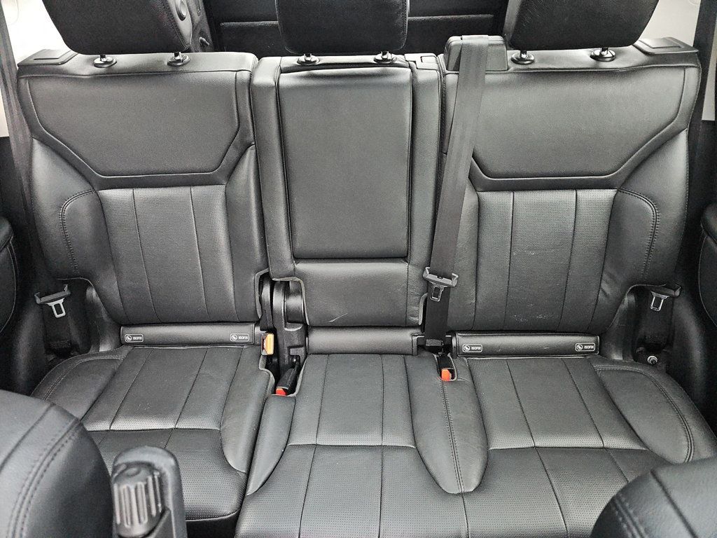 Land Rover Discovery photo 13