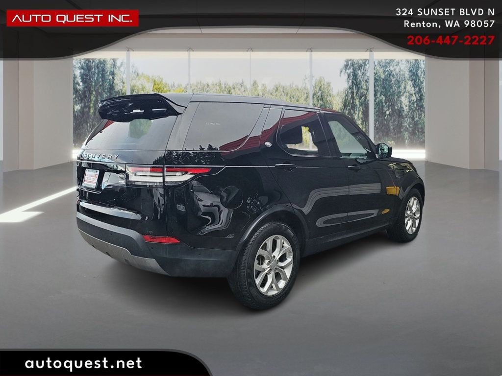 Land Rover Discovery photo 5