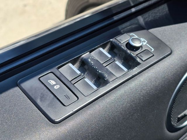 2019 Land Rover Discovery SE V6 Supercharged - 22915668 - 37