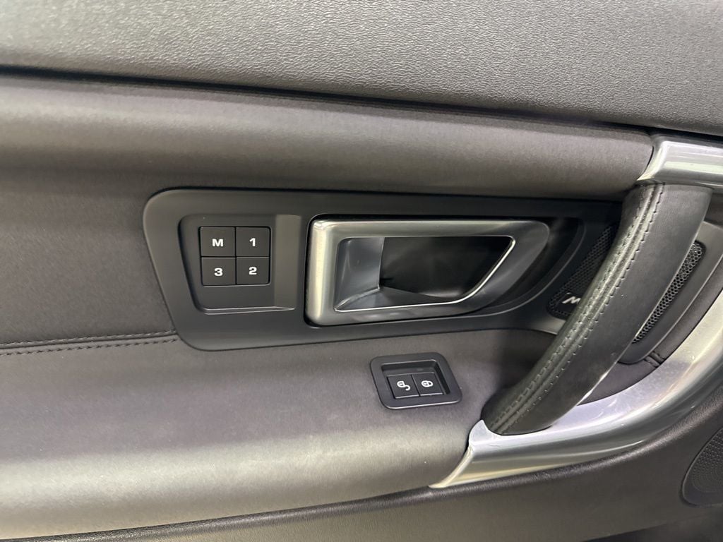 2019 Land Rover Discovery Sport HSE 4WD - 23005952 - 30