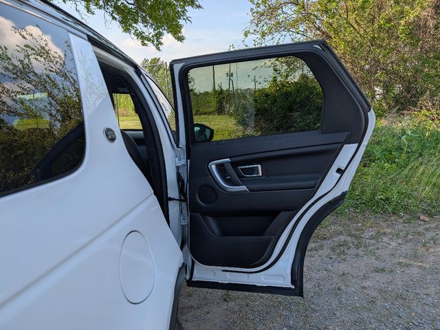 2019 Land Rover Discovery Sport Landmark 4WD - 23025646 - 11