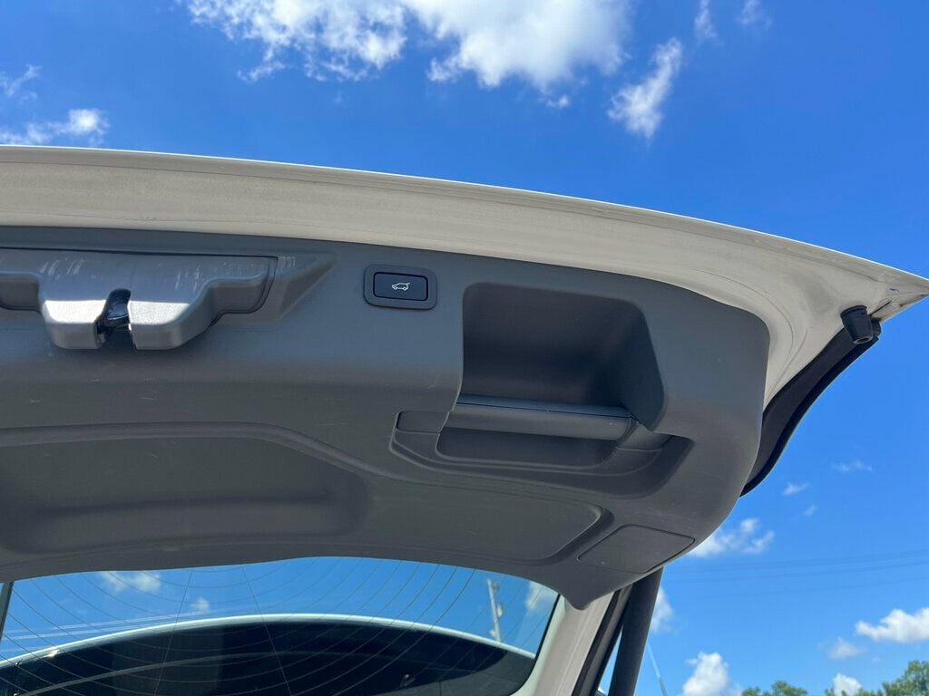 2019 Land Rover Discovery Sport SE 4WD - 22878685 - 11