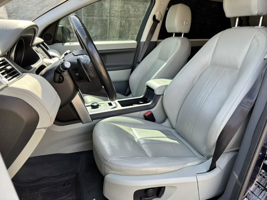 2019 Land Rover Discovery Sport SE 4WD - 23090023 - 10