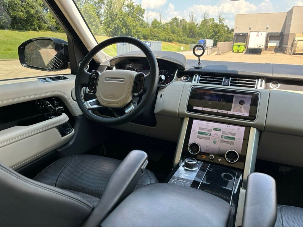 2019 Land Rover Range Rover Supercharged LWB photo 13