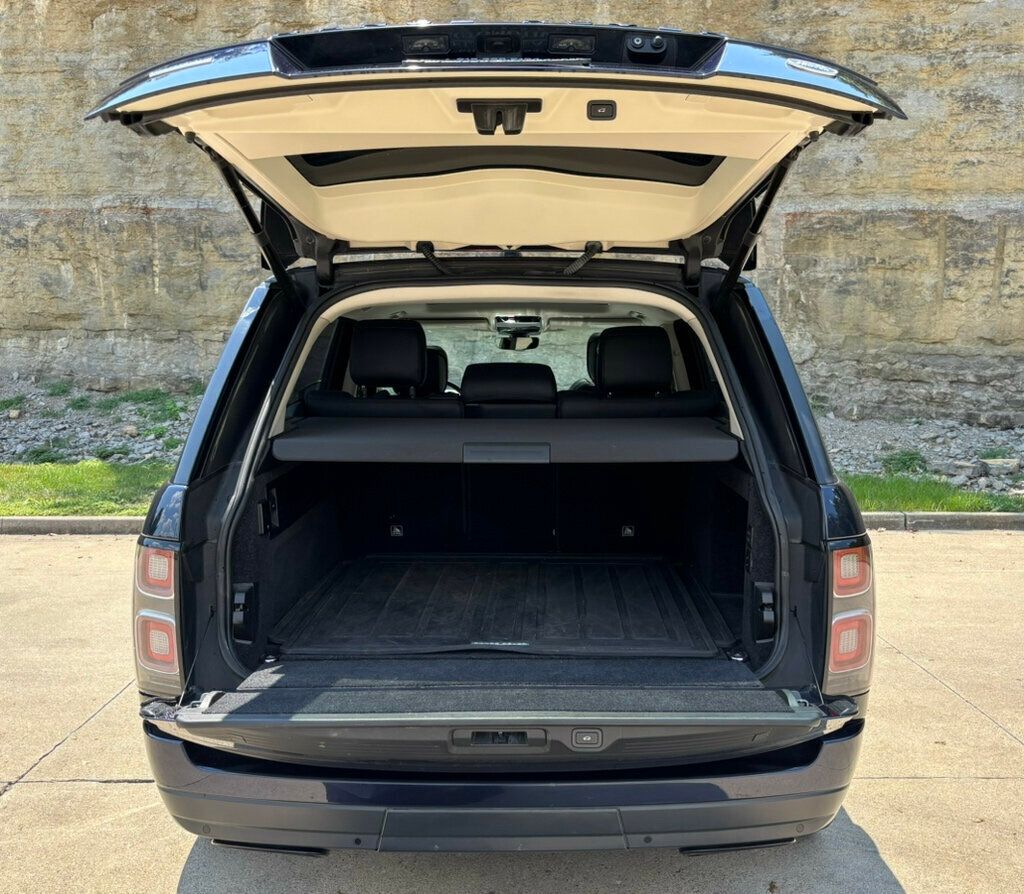 2019 Land Rover Range Rover Supercharged LWB photo 30