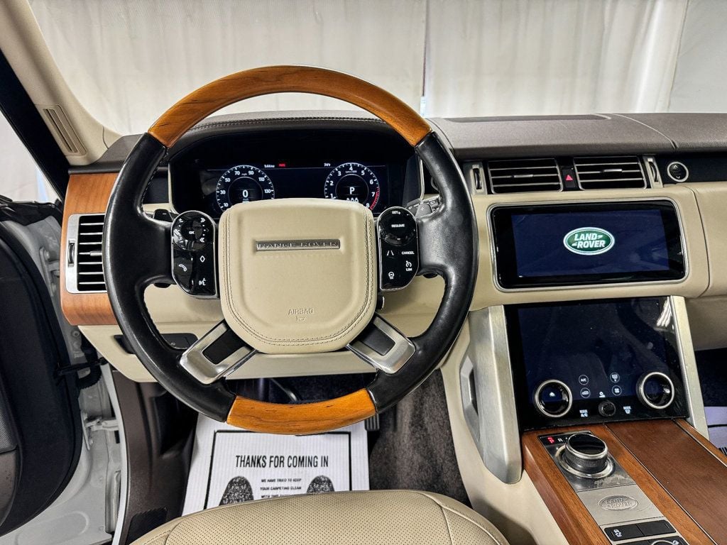 2019 Land Rover Range Rover HSE photo 14