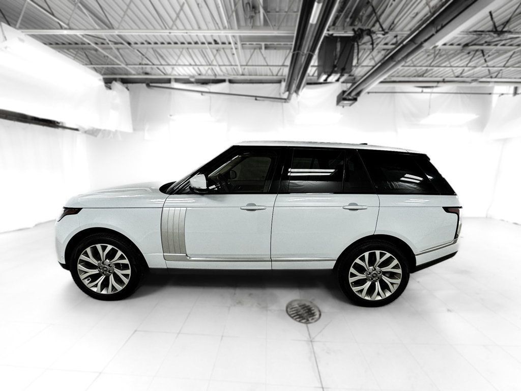 2019 Land Rover Range Rover HSE photo 3