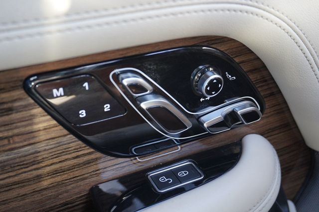 2019 Land Rover Range Rover HSE, ALL WHEEL DRIVE, PREMIUM WHEELS, PANO MOON ROOF, LEATHER - 23034921 - 24