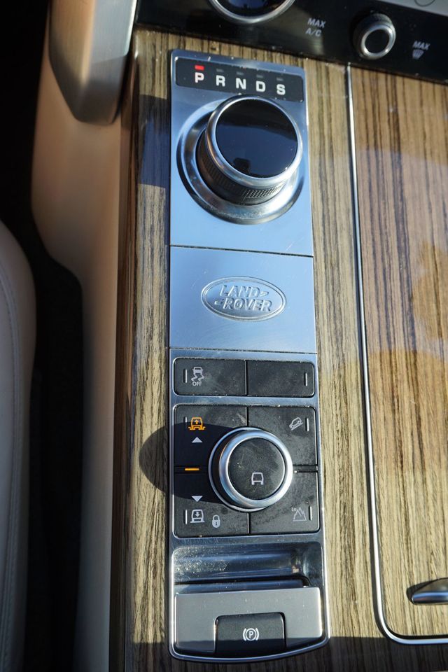 2019 Land Rover Range Rover HSE, ALL WHEEL DRIVE, PREMIUM WHEELS, PANO MOON ROOF, LEATHER - 23034921 - 44