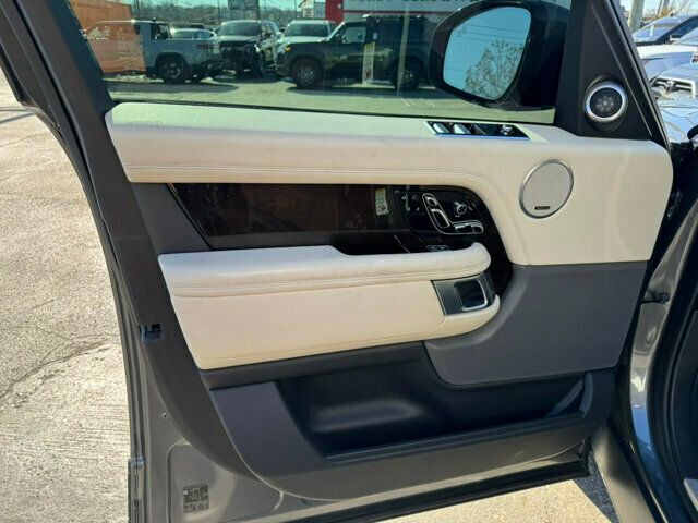 2019 Land Rover Range Rover MSRP$107949/DriveProPkg/Heated&CooledSeats/BlindSpot/NAV - 22744714 - 9