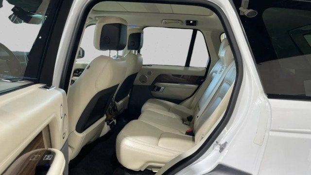 2019 Land Rover Range Rover V6 Supercharged SWB - 22999984 - 10