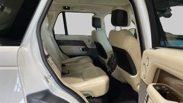 2019 Land Rover Range Rover V6 Supercharged SWB - 22999984 - 11