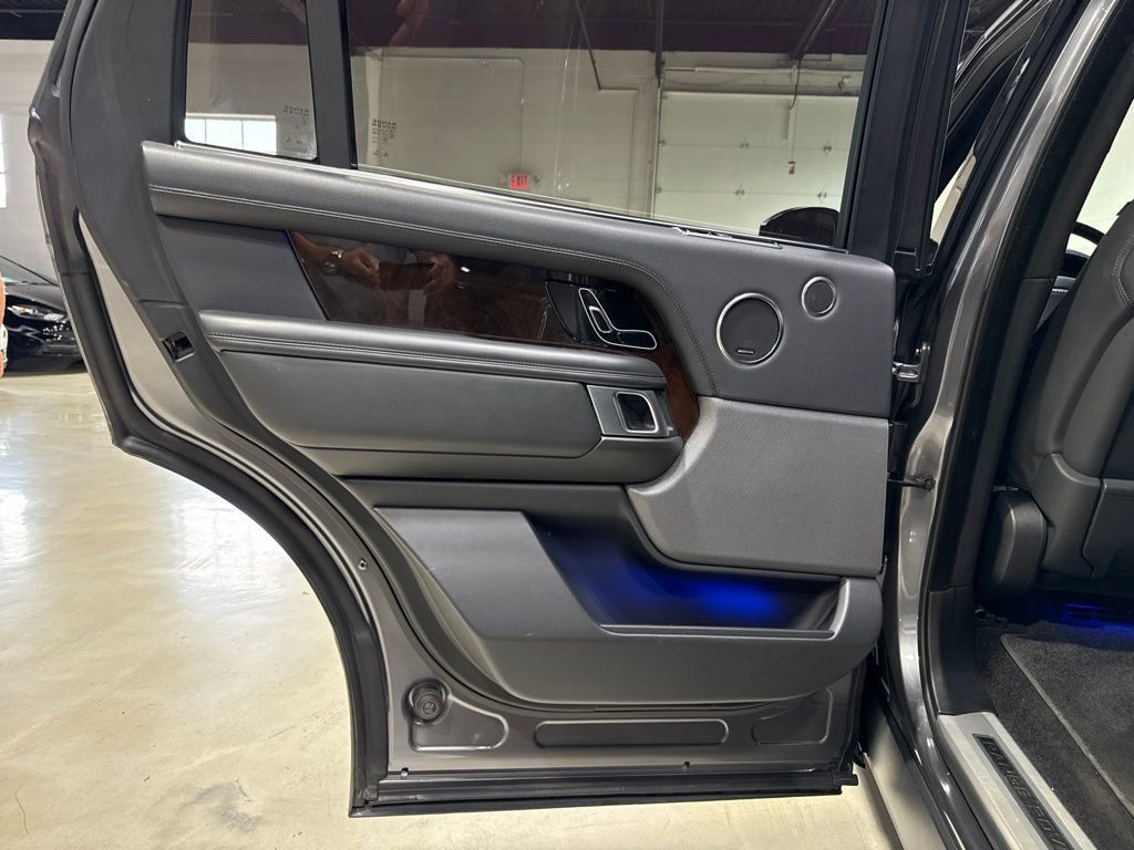 2019 Land Rover Range Rover V8 Supercharged LWB - 23072966 - 28