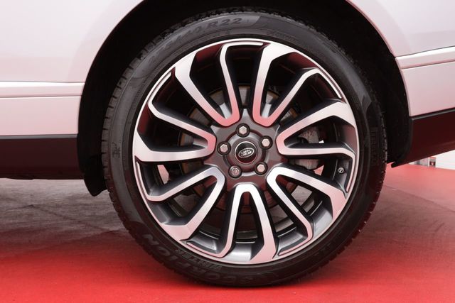 2019 Land Rover Range Rover V8 Supercharged LWB - 20771676 - 24