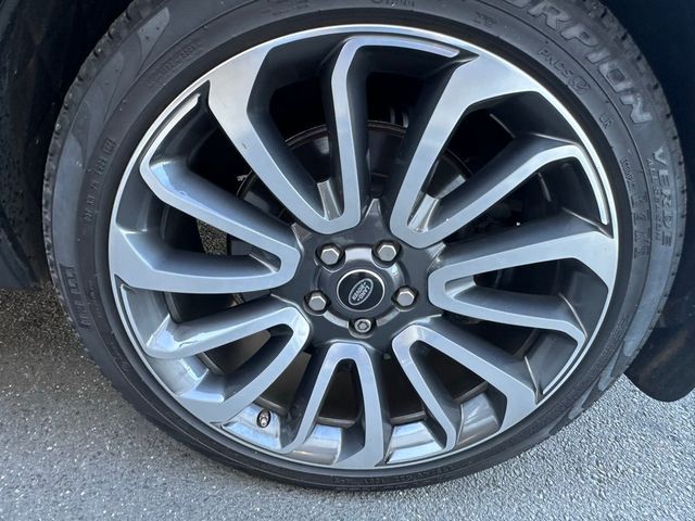 2019 Land Rover Range Rover V8 Supercharged SWB - 22933995 - 21